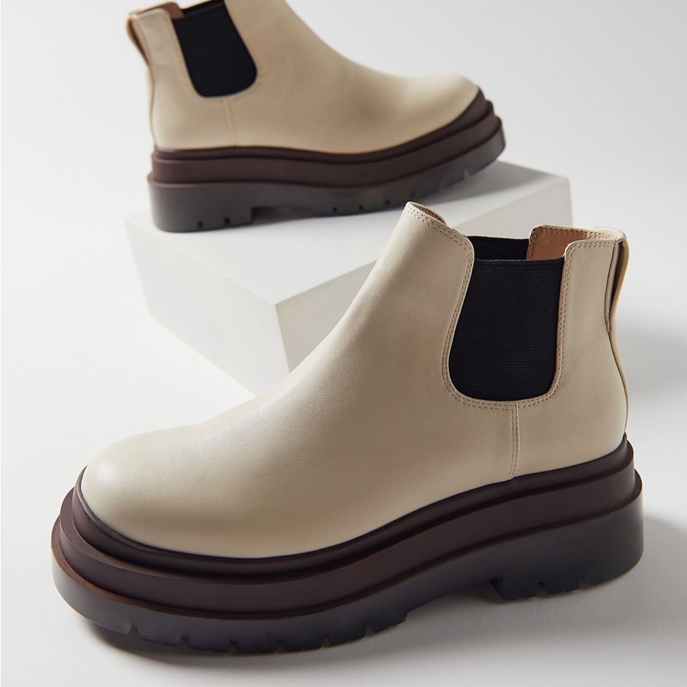 Urban Outfitters Ivory Chelsea Platform Boots